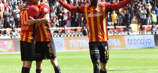 KAYSERİ'DE 3 İLÇEDE KÖK KENEVİR OPERASYONU