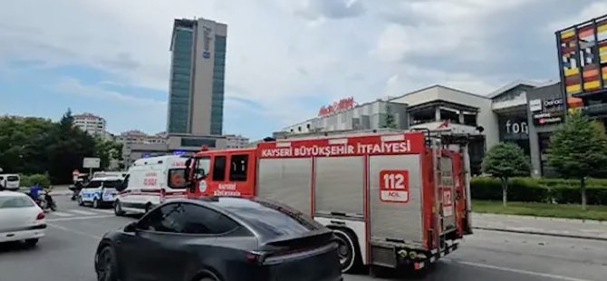 Kayseri'de AVM'ye Asılsız 'Canlı Bomba' İhbarı: 13 Yaşındaki Çocuk Yakalandı