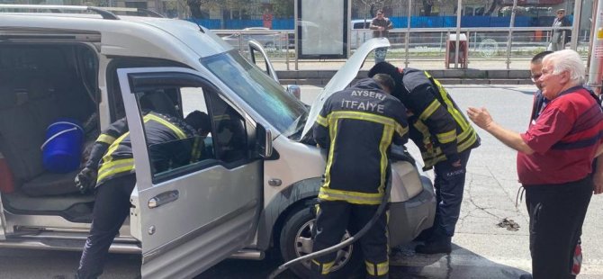 Kayseri’de seyir halindeki ticari araçta yangın