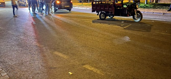 Otomobil ile 3 tekerlekli motosiklet çarpıştı: 1 yaralı