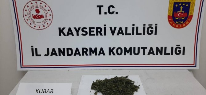 Şüphe üzerine durdurulan araçtan uyuşturucu çıktı