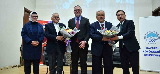 Başkan Büyükkılıç, ‘Osmanlı Devlet Geleneğinde Protokol Konferası’na katıldı