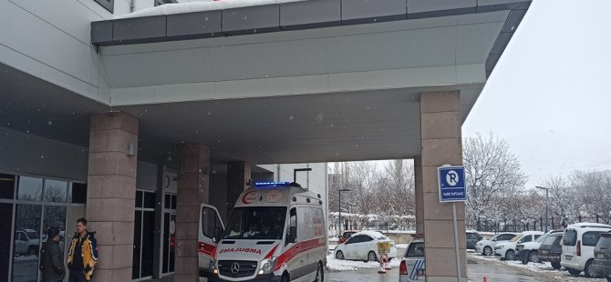 Komşular arasında kavga kürekle vurarak yaraladı