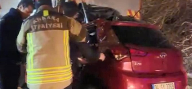 Ankara'da TIR'a çarpan otomobilin sürücüsü öldü