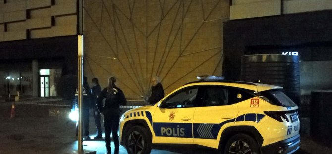 Yolda karşılaştığı eski sevgilisini, annesini ve kız kardeşini bıçakladı
