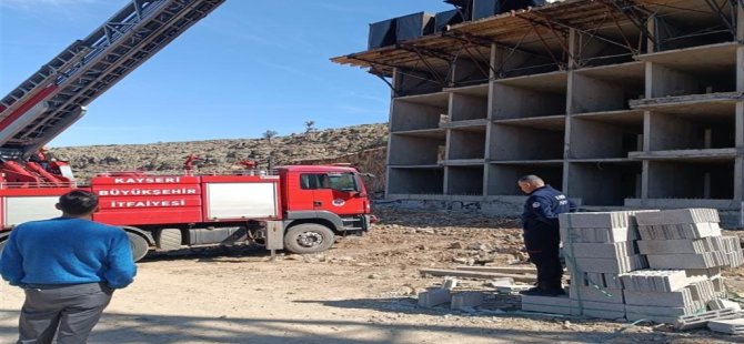 Develi'de inşaatın 5'inci katından düşen işçi yaralandı