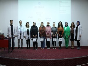 Büyükşehir Kaymek'te Deneme Sınavında Derece Alan Öğrenciler Ödüllendirildi