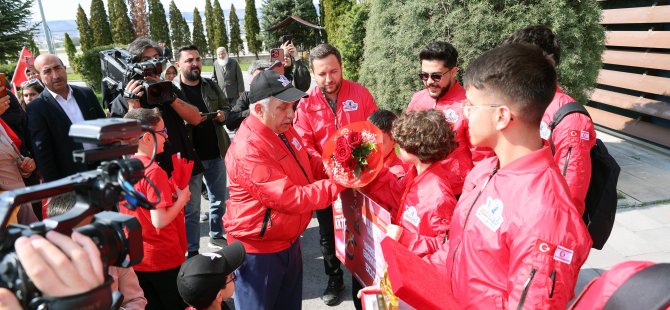 TALAS BELEDİYE MECLİSİ'NDE TEKNOFEST ŞAMPİYONLARI RÜZGARI ESTİ