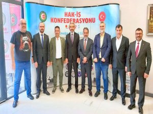 DOĞAN HAVUR'DAN HİZMET-İŞ SENDİKASINA ZİYARET