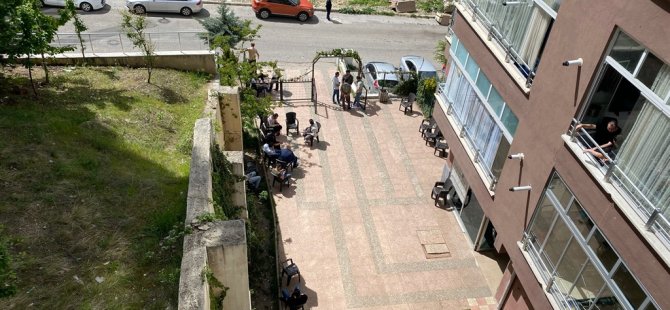 Kanser hastası, eşini öldürüp intihar etti