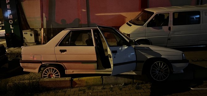 Hürriyet'te Polisten kaçan alkollü sürücü, kaza yapınca yakalandı