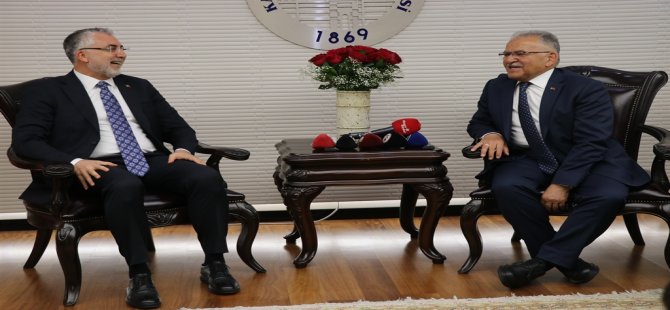 Kayseri‘de; aktif sigortalı çalışan sayısı 390 bine ulaşmış