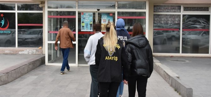 Fuhuş baskınında 13 kadın kurtarıldı