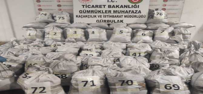 Kömüre emdirilmiş, 1 ton 870 kilogram metamfetamin ele geçirildi