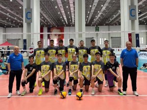 Voleybol Genç Erkekler Türkiye finalleri Kayseri'de oynanacak