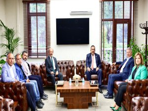 BBP İl Başkanı Murat Kelek’ten Hüseyin Akay’a Hayırlı Olsun Ziyareti