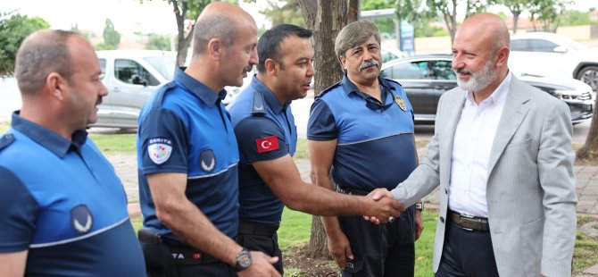 Kocasinan'da zabıtalar yoğun gayret sarf etmeye devam ediyor