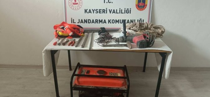 TALAS'TA KAÇAK KAZI