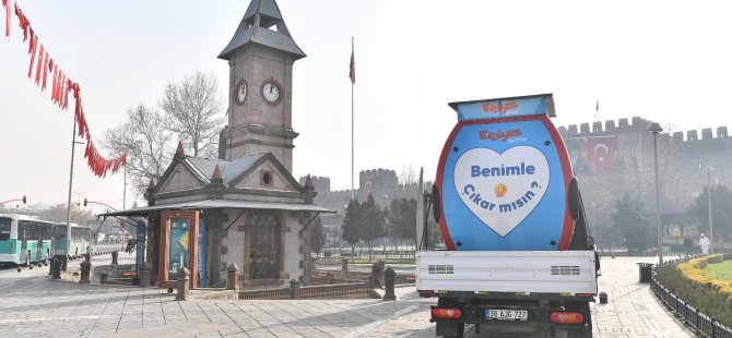 Büyükşehir'den Erciyes Kayak Merkezi'ne 'benimle çıkar mısın?' gondolu