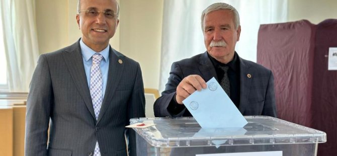 Pınarbaşı'nda CHP önde