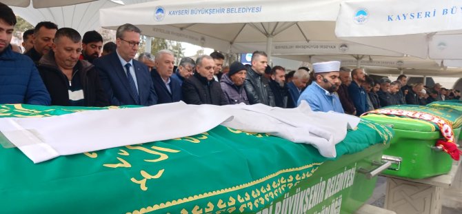 Kazada ölen tıp öğrencisi Yaren, doktor önlüğü ile son yolculuğuna uğurlandı 