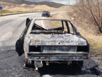 Kayseri’de seyir halindeki otomobil yandı