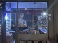 Erkek kuaföründe bıçaklı kavga: 1 yaralı