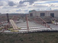 Pınarbaşı’da şiddetli rüzgar müstakil evin çatısını uçurdu