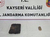 Kayseri’de deri üzerine işlenmiş tarihi kitap ele geçirildi