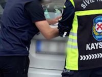 Araçlarından inerek trafikte tartışan 2 sürücüye 560 bin TL ceza