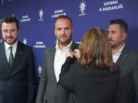 Kayseri'de Yeniden Refah Partisi 4 Meclis Üyesi partilerinden istifa ederek, AK Parti'ye katıldılar.