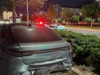 Talas Bulvarında iki otomobil kaza yaptı