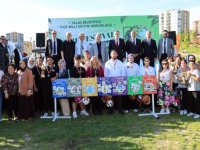 TALAS’TA ÇEVRE BİLİNCİ SANATLA BULUŞTU, ÖĞRENCİLER ÖDÜLLERİNE KAVUŞTU