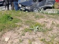 İki otomobilin çarpıştığı kazada aynı aileden 3 kişi öldü, 5 kişi yaralandı
