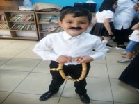 YAHYA KENAN BURHAN, TİYATRO GÖSTERİSİ YAPTI