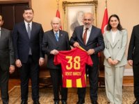 Kayserispor yönetiminden Devlet Bahçeli’ye ziyaret