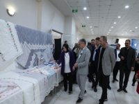 Başkan Özdoğan; Burada birbirinden değerli eserlerin yanı sıra sabrı, emeği ve üretme isteğini görüyoruz