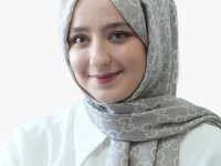 Esma Burhan: "Çocuklarınızı yaz tatilinde bir kurstan diğerine koşturmayın"