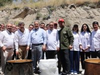 648. MİMAR SİNAN’I ANMA VE EVLİYALAR GÜNÜ PİLAV ETKİNLİĞİ GÖNÜLLERİ BİR ARAYA GETİRDİ