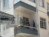 Kayseri’de 3 katlı binada yangın