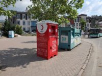 HACILAR’DA KIYAFET BAĞIŞ KUTULARI HİZMETE GİRDİ