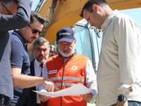 Başkan Çolakbayrakdar, Elagöz Mahallesi’nde doğal gaz altyapı çalışmalarını inceledi