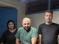 Otomobiliyle çarptığı köpeğin tedavisini üstlendi