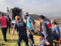 Kayalıklardan dere yatağına düşen şahıs, 2,5 saatte kurtarıldı
