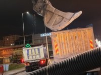 Erkilet Bulvarı'nda Gece Çalışması