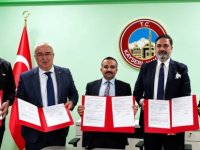 Erhan Çelik'ten Örnek Davranış