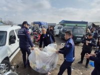 Büyükşehir Zabıtası'ndan Bit Pazarına Denetim ve İşlem