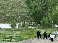 Dere yatağında bıçaklanmış halde ölü bulundu