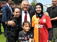 BÜYÜKKILIÇ, 19 MAYIS’TA GENÇLERİN BAYRAM COŞKUSUNA ORTAK OLDU