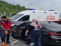 Kayseri'de iki otomobil çarpıştı: 2 ölü, 1 yaralı